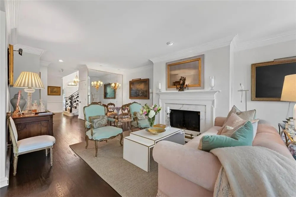 2525 Peachtree Road NE #25 Atlanta, GA 30305