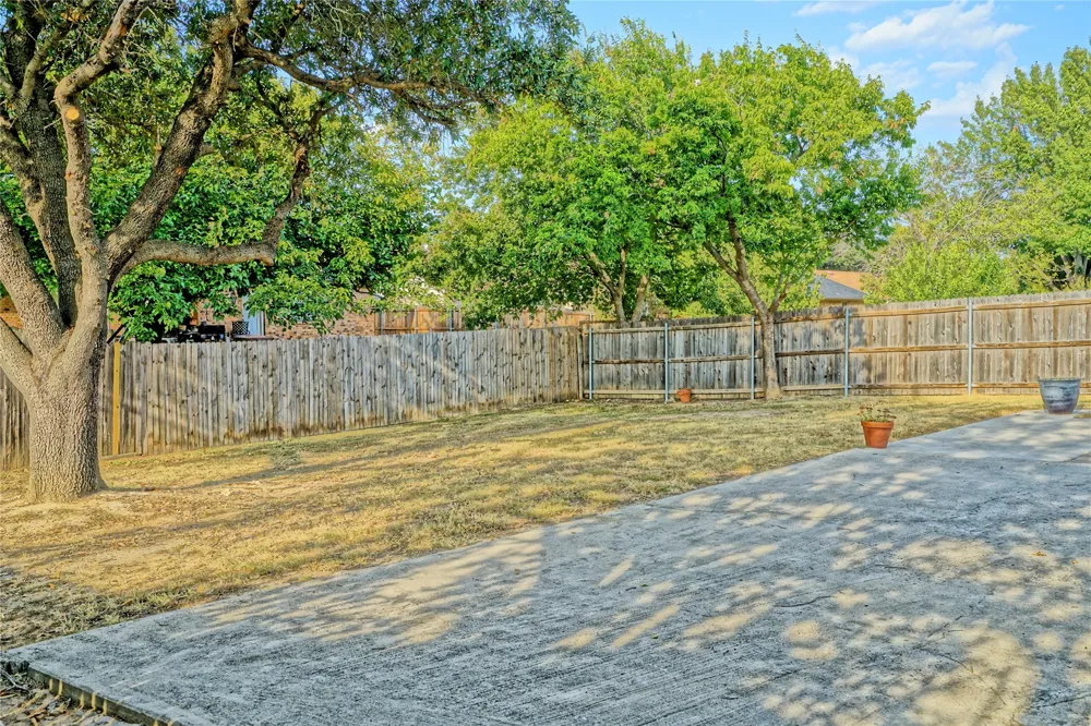 6453 Highview Terrace Watauga, TX 76148