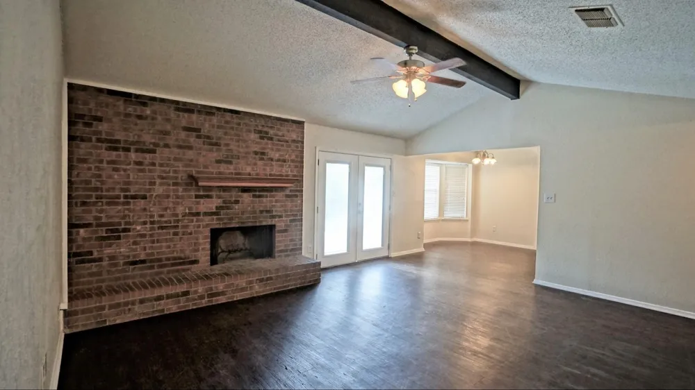 6453 Highview Terrace Watauga, TX 76148