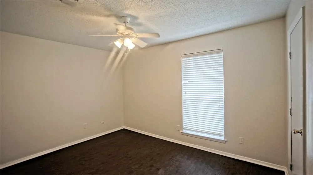 6453 Highview Terrace Watauga, TX 76148