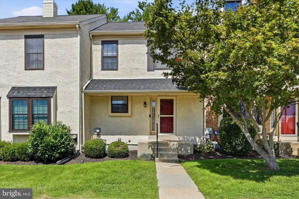 372 SCOLA ROAD Brookhaven, PA 19015