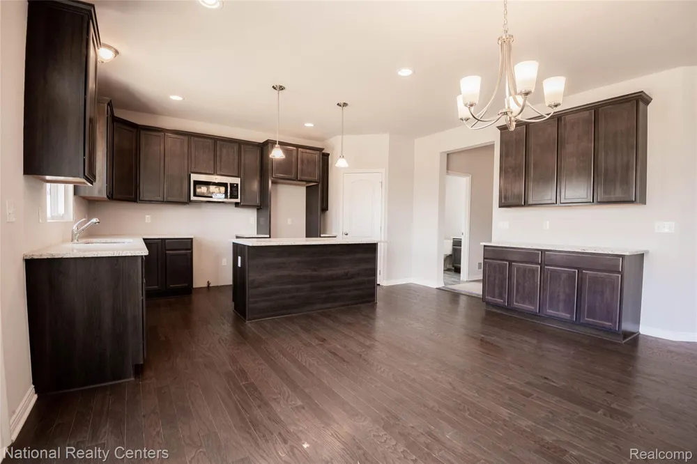 5591 Morgan Lake Drive Independence Charter Township, MI 48348