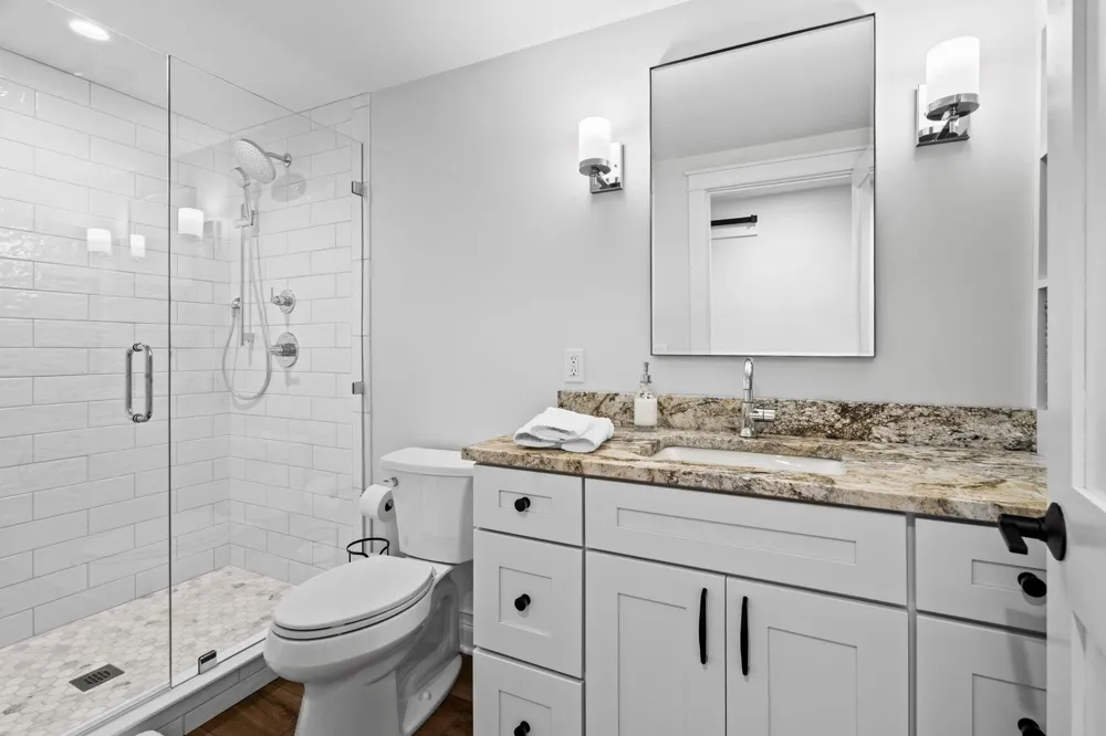 3729 S Lee Point Road Bingham Township, MI 49682