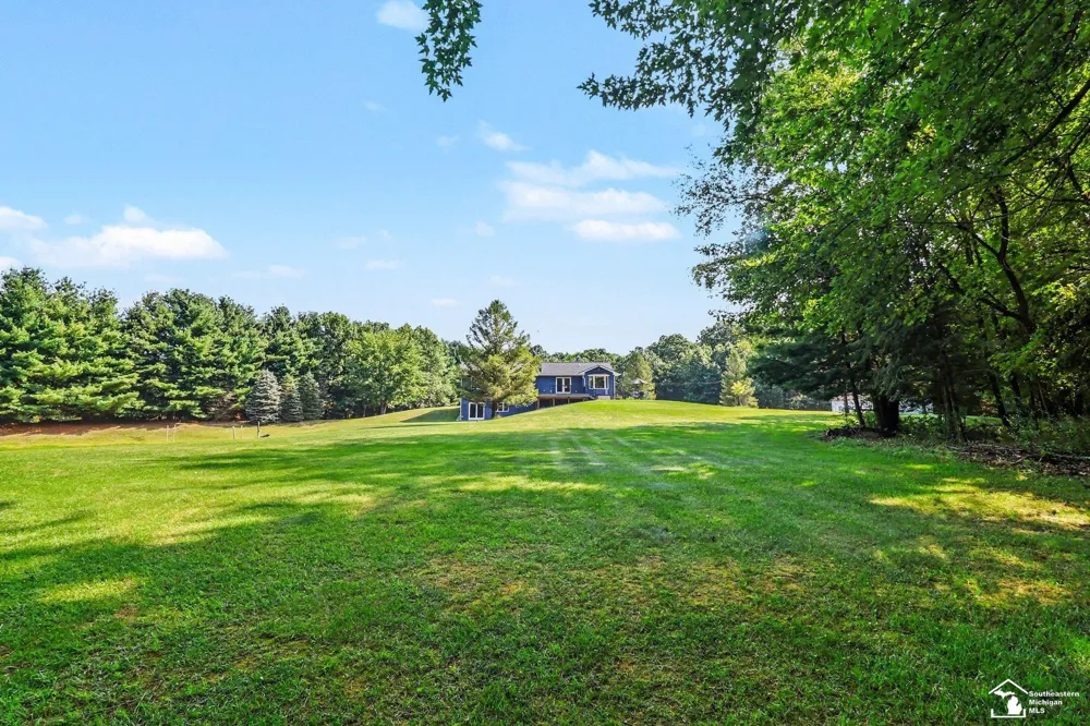 11458 Heidi Jane Lane Handy Township, MI 48836