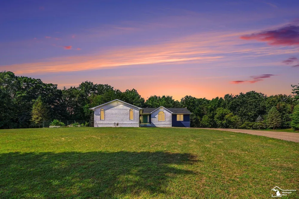 11458 Heidi Jane Lane Handy Township, MI 48836