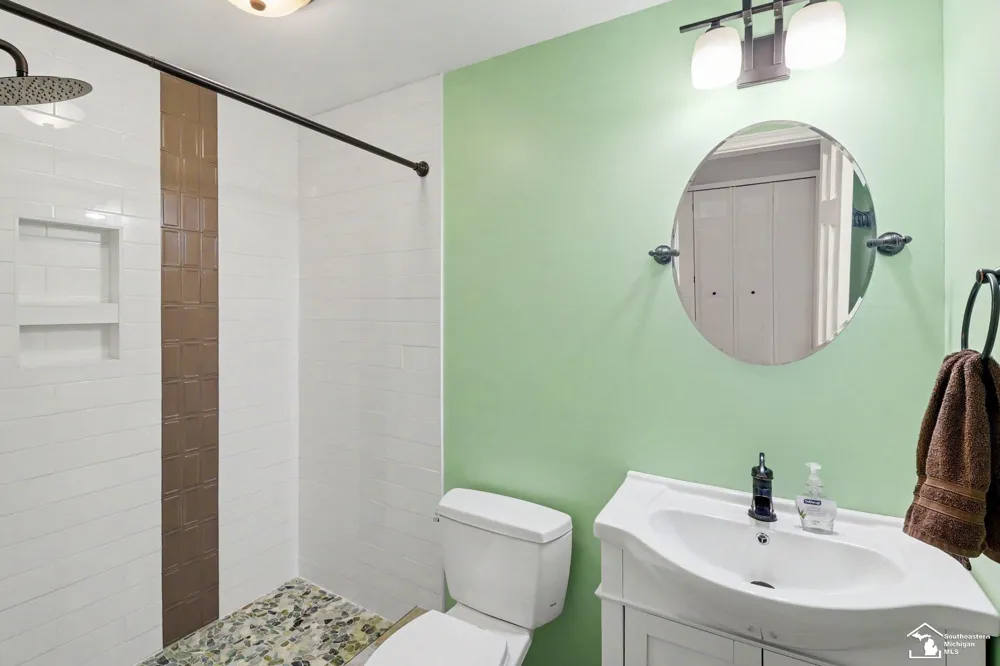 11458 Heidi Jane Lane Handy Township, MI 48836
