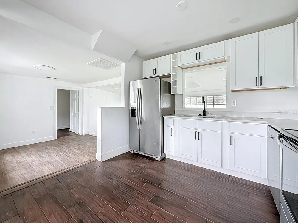 2122 52ND AVENUE St Petersburg, FL 33714