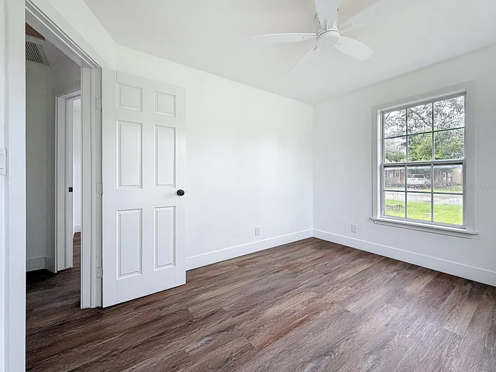 2122 52ND AVENUE St Petersburg, FL 33714