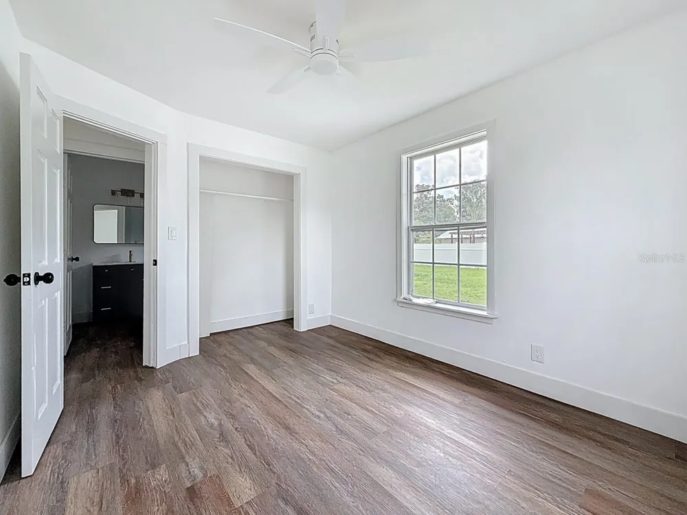 2122 52ND AVENUE St Petersburg, FL 33714