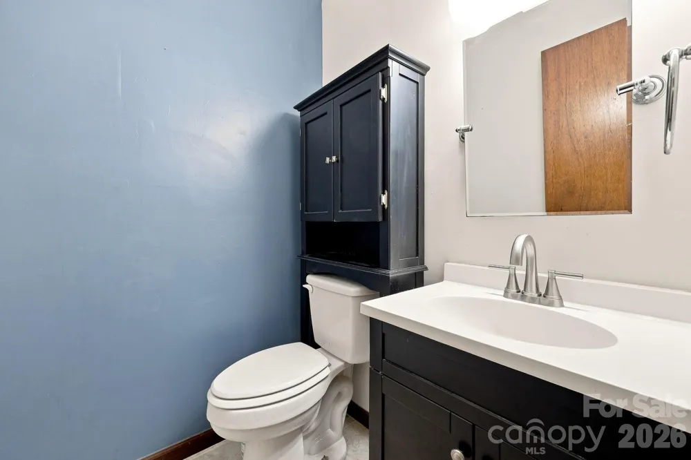 62 Hunters Field Lane Mills River, NC 28759