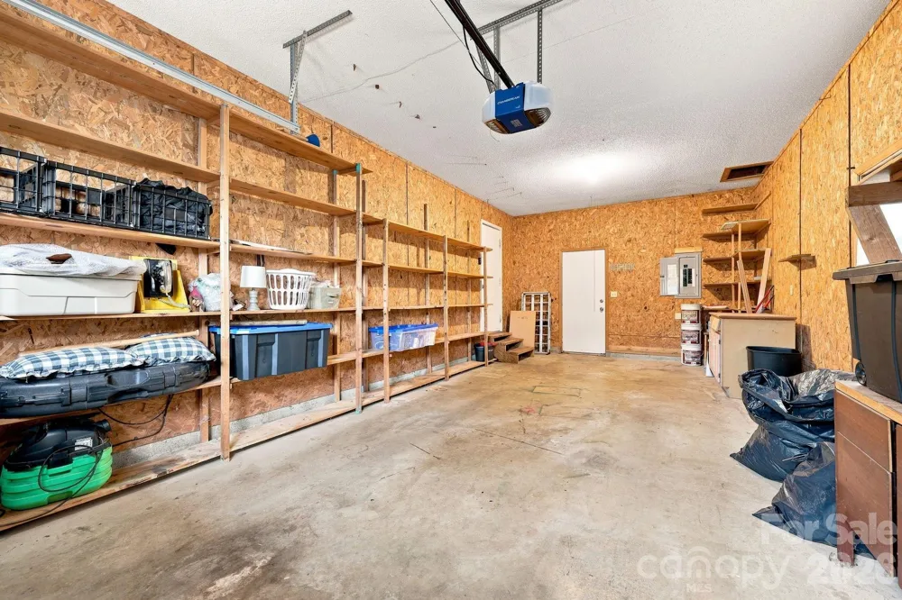 62 Hunters Field Lane Mills River, NC 28759