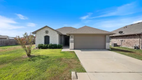 121 Willowbend Loop