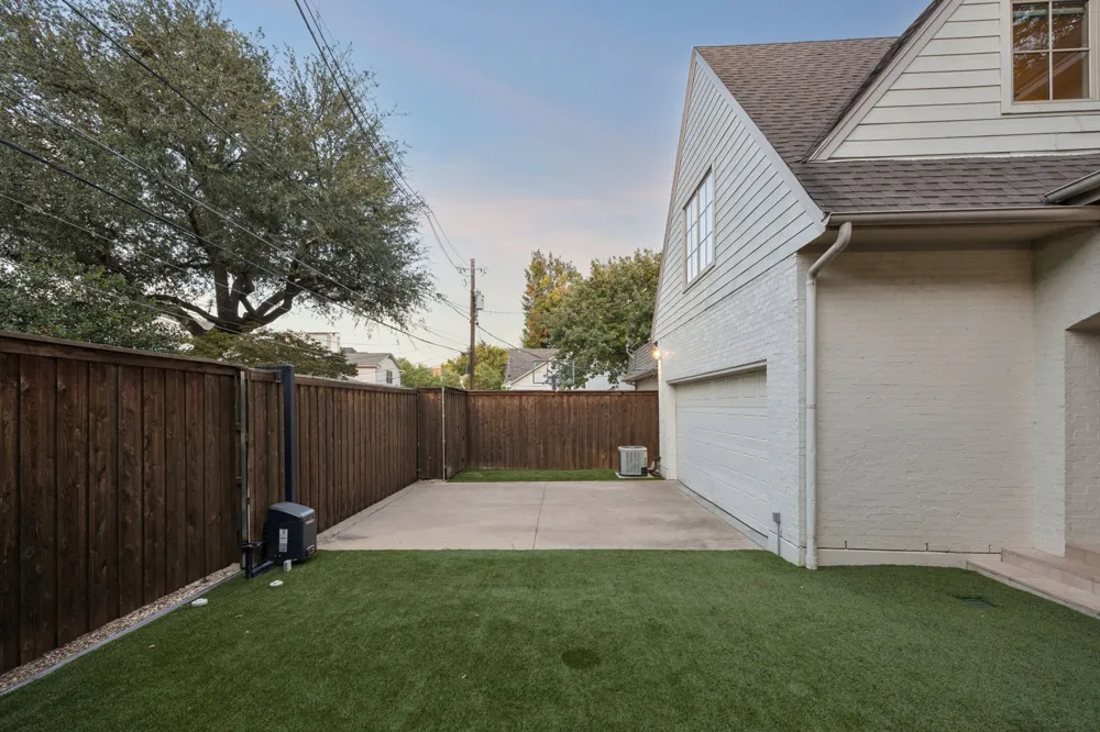 4448 Mockingbird Parkway University Park, TX 75205