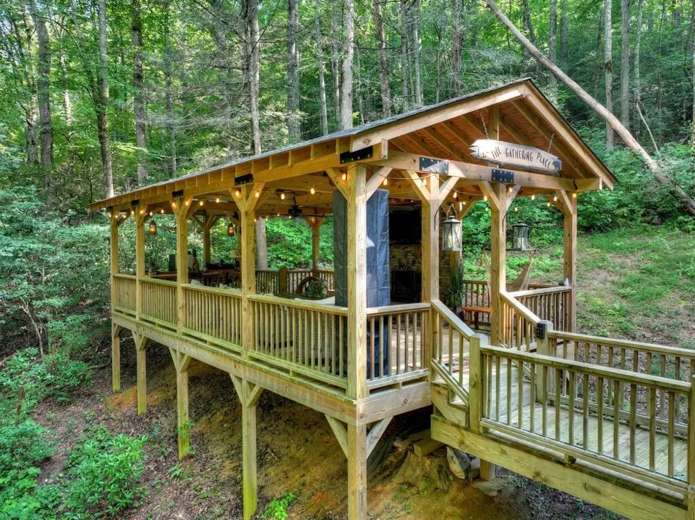685 Chopped Oak Road Ellijay, GA 30540