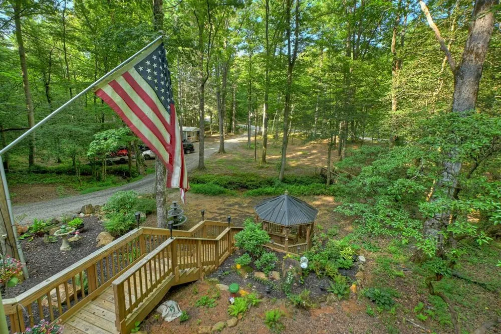 685 Chopped Oak Road Ellijay, GA 30540