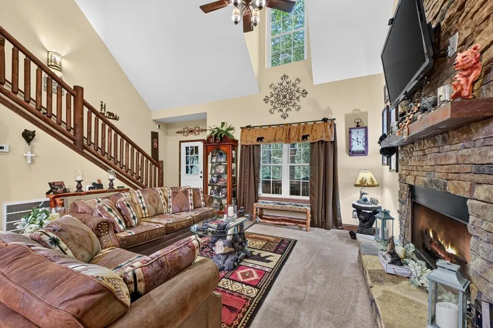 685 Chopped Oak Road Ellijay, GA 30540