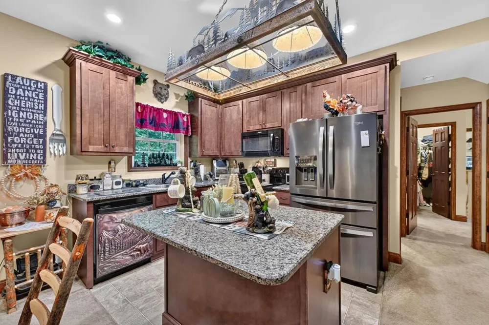 685 Chopped Oak Road Ellijay, GA 30540