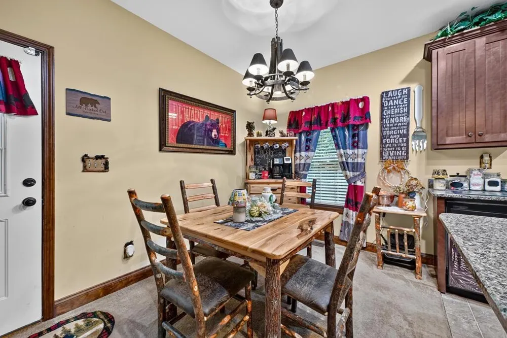 685 Chopped Oak Road Ellijay, GA 30540