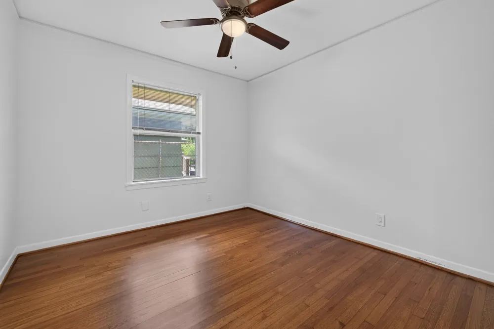 5027 Creekbend Drive Houston, TX 77035
