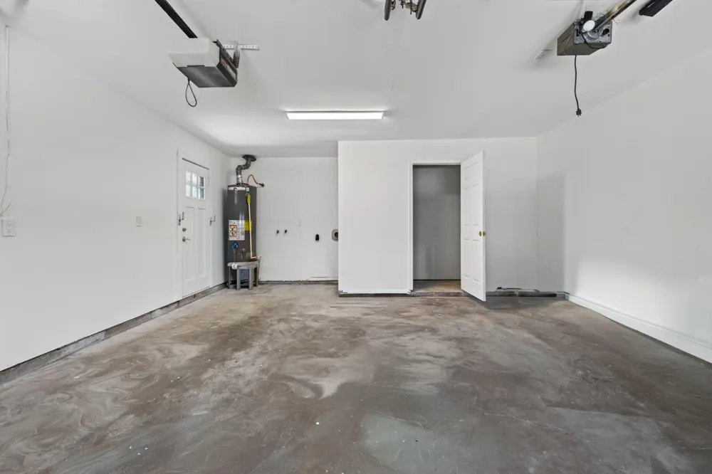 5027 Creekbend Drive Houston, TX 77035