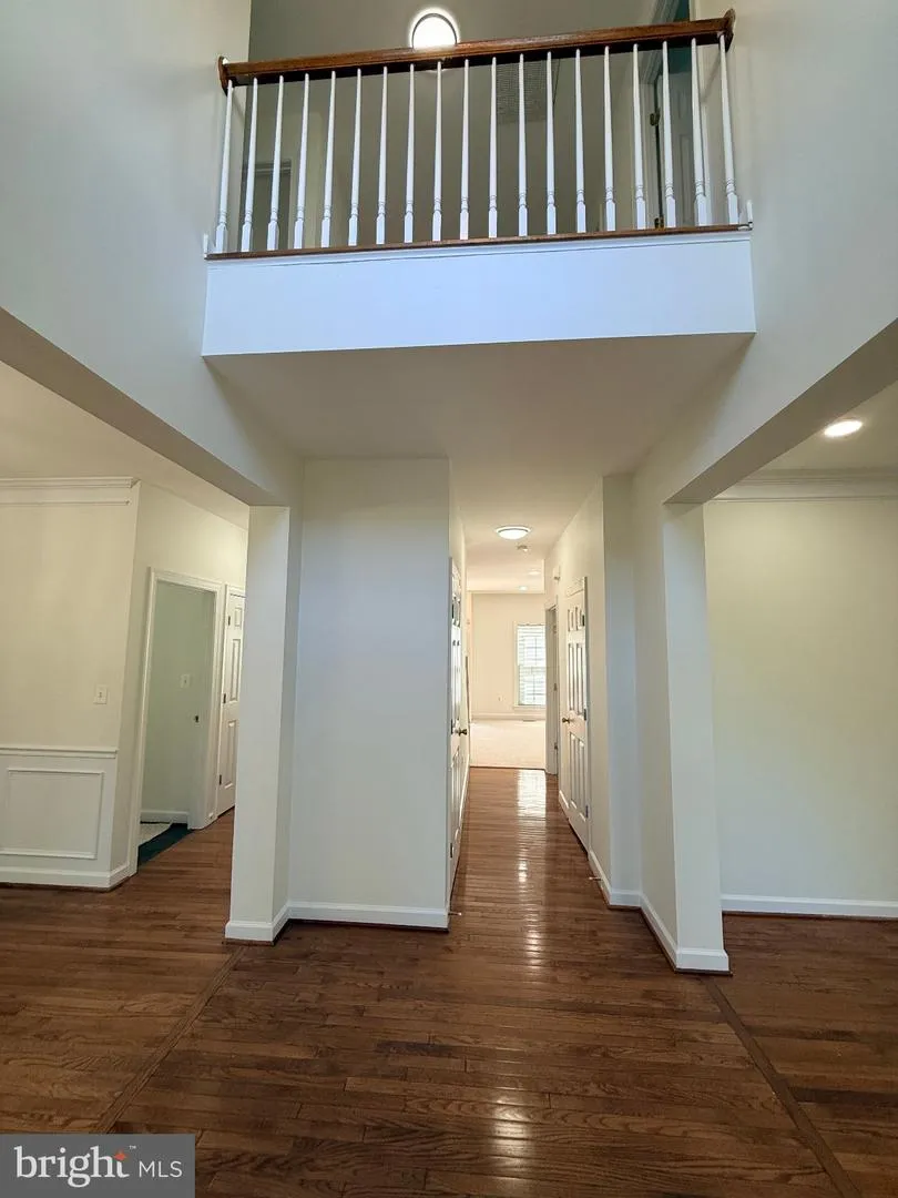 8140 GILROY DRIVE Lorton, VA 22079