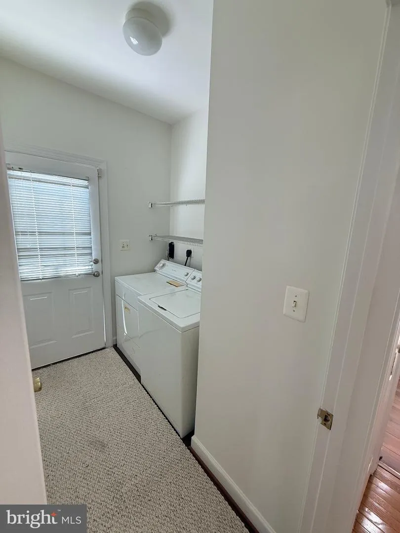 8140 GILROY DRIVE Lorton, VA 22079