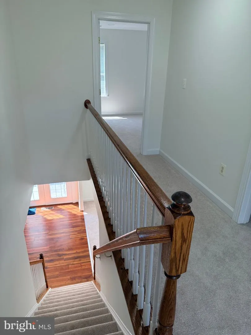 8140 GILROY DRIVE Lorton, VA 22079