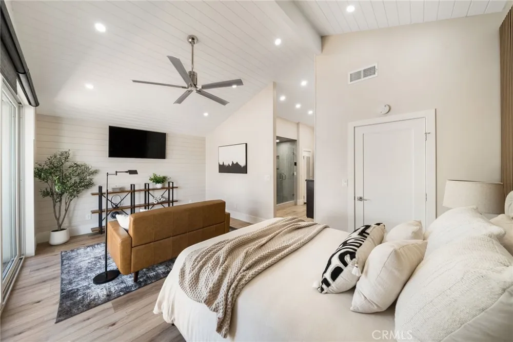 25902 Hitching Rail Laguna Hills, CA 92653