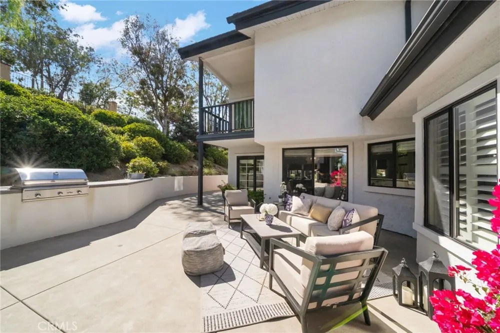 25902 Hitching Rail Laguna Hills, CA 92653