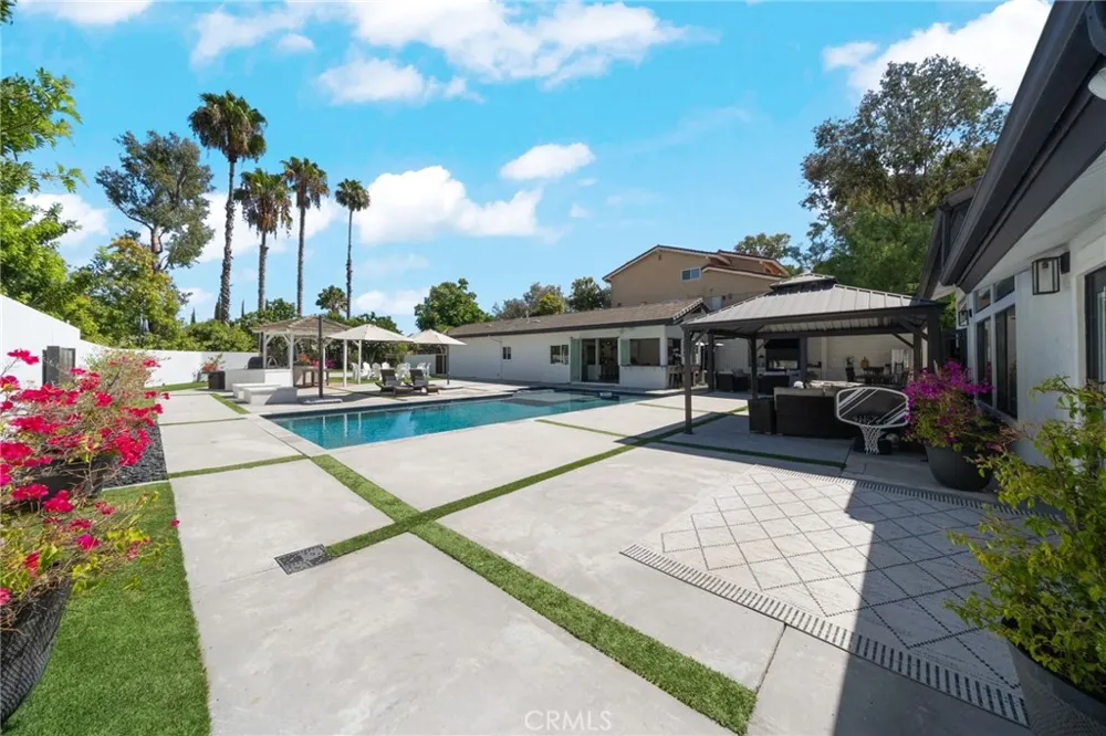 25902 Hitching Rail Laguna Hills, CA 92653