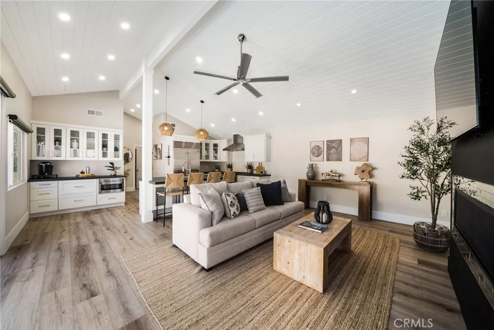 25902 Hitching Rail Laguna Hills, CA 92653