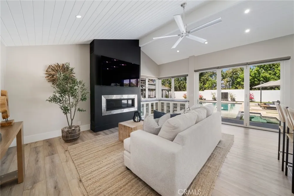 25902 Hitching Rail Laguna Hills, CA 92653