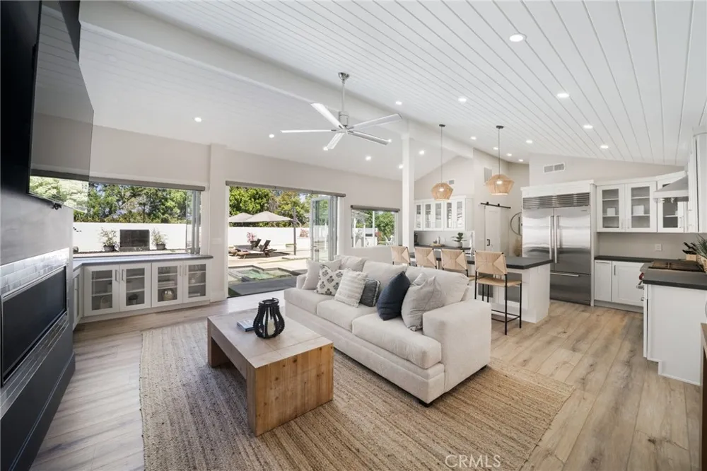 25902 Hitching Rail Laguna Hills, CA 92653