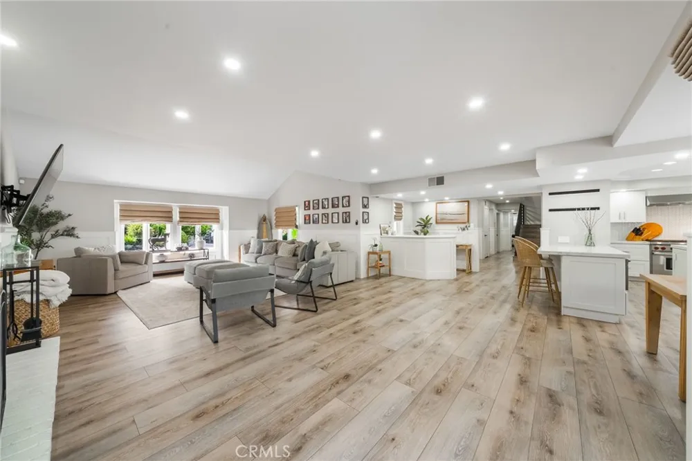 25902 Hitching Rail Laguna Hills, CA 92653
