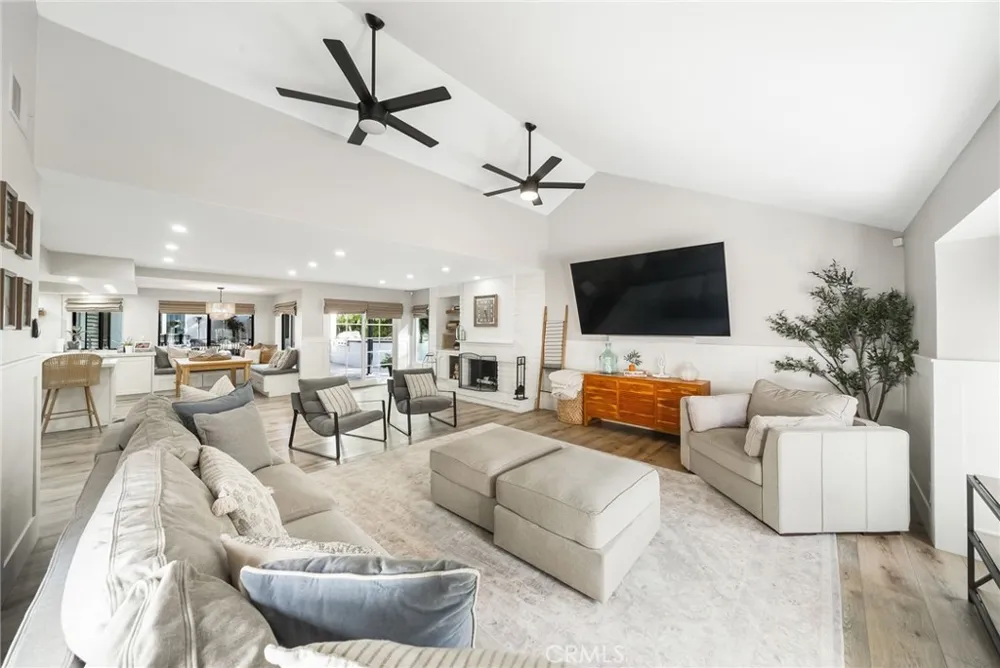 25902 Hitching Rail Laguna Hills, CA 92653