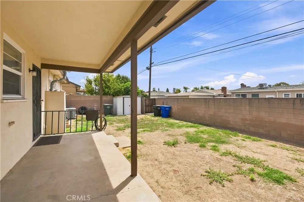 868 James Place Pomona, CA 91767