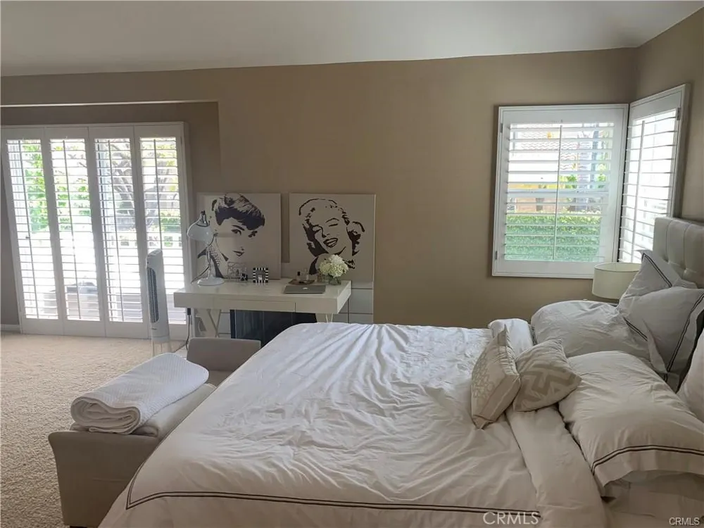 5013 Evanwood Avenue Oak Park, CA 91377