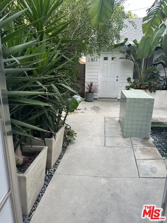 2454 Penmar Venice, CA 90291