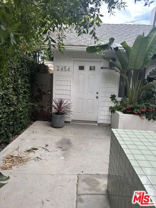 2454 Penmar Venice, CA 90291