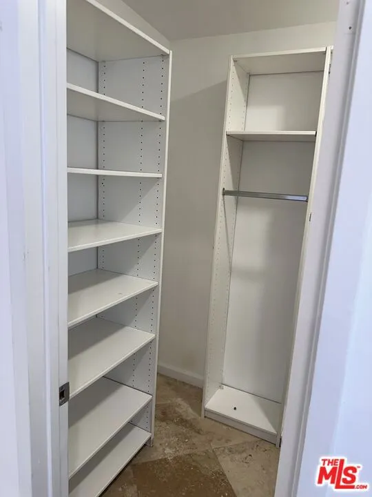 2454 Penmar Venice, CA 90291