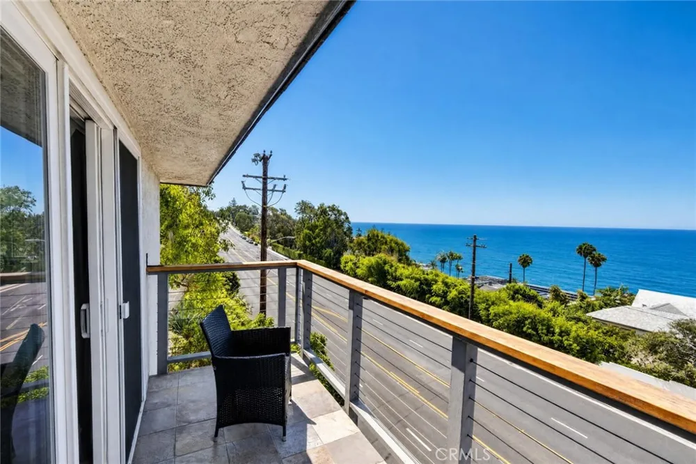 222 Arch #7 Laguna Beach, CA 92656