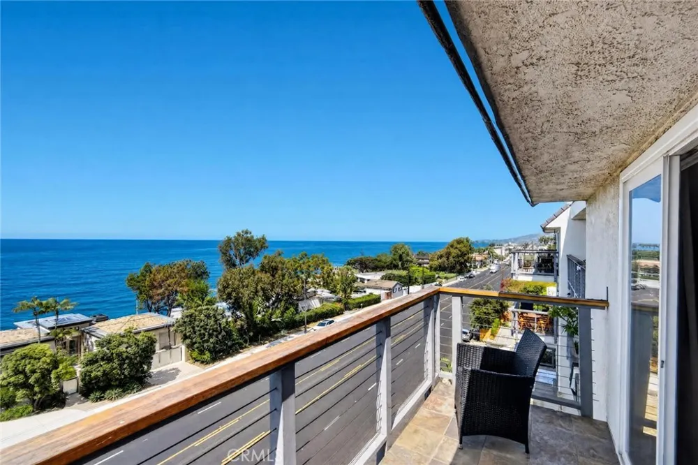 222 Arch #7 Laguna Beach, CA 92656