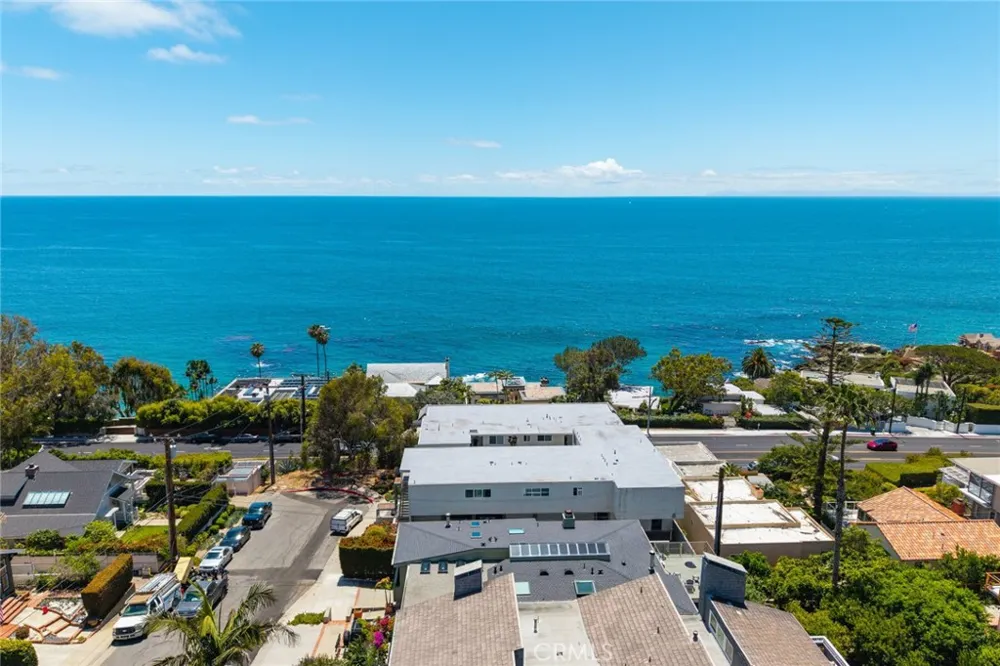 222 Arch #7 Laguna Beach, CA 92656