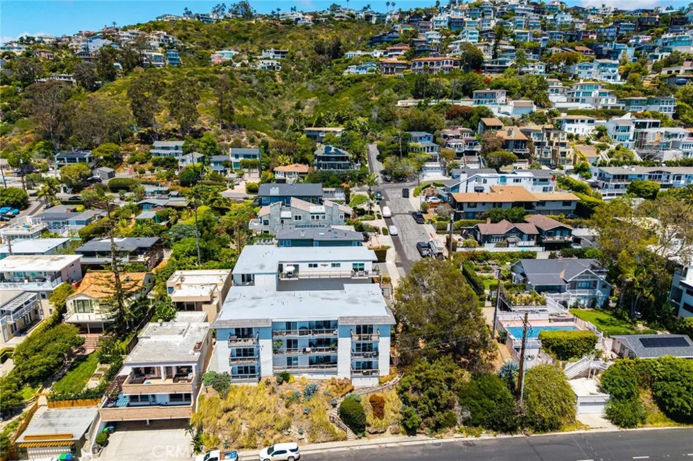 222 Arch #7 Laguna Beach, CA 92656