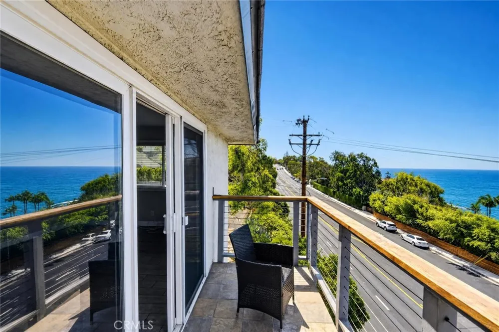 222 Arch #7 Laguna Beach, CA 92656