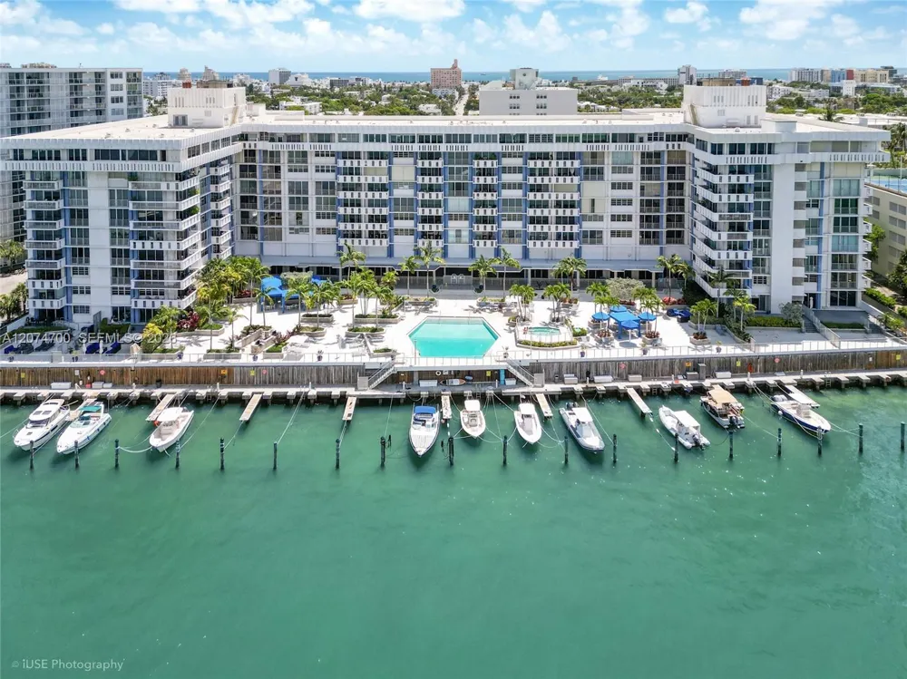 800 West Ave #509 Miami Beach, FL 33139