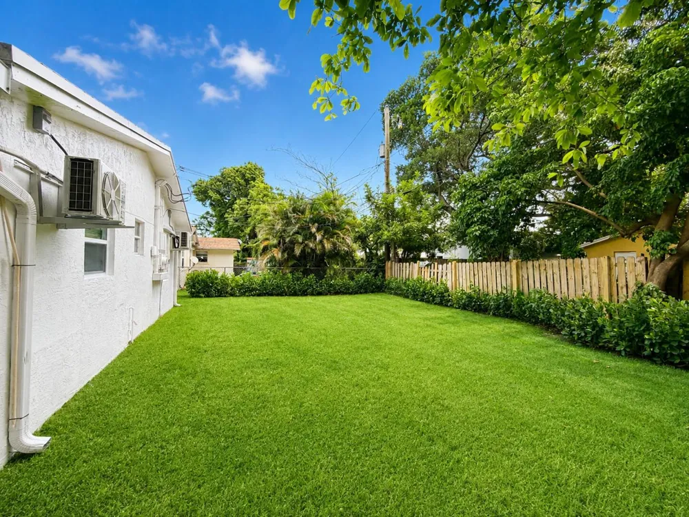 220 NW 12TH COURT ## 3 Pompano Beach, FL 33060