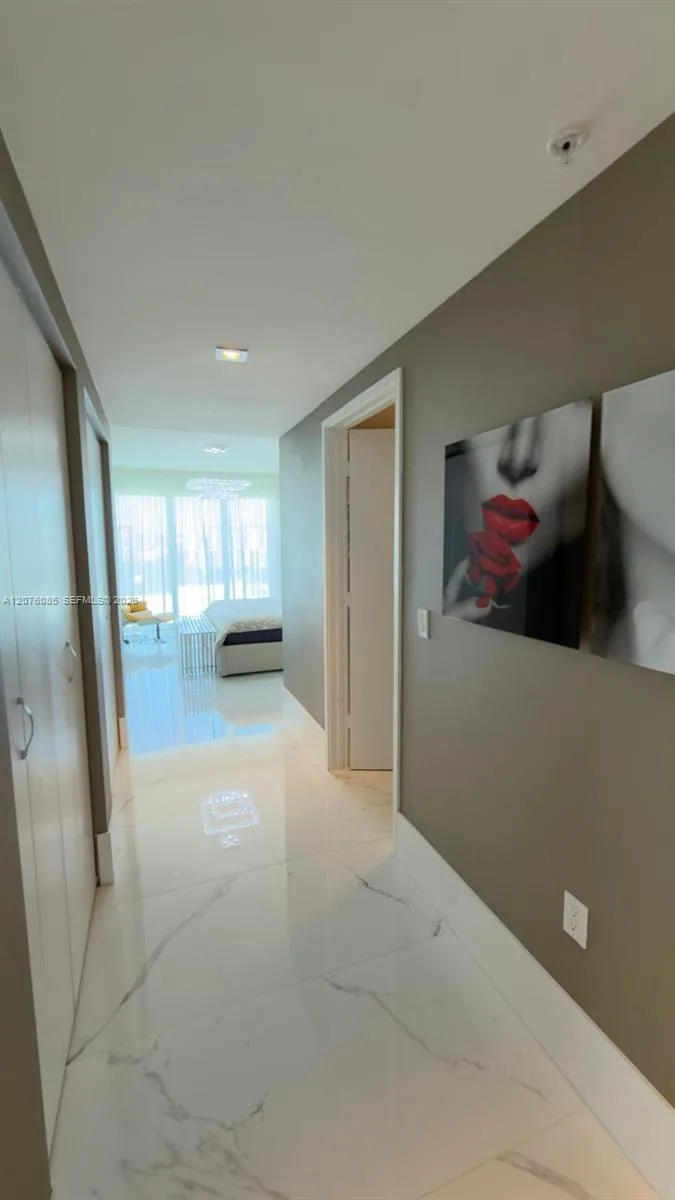 330 Sunny Isles Blvd #1001 Sunny Isles Beach, FL 33160