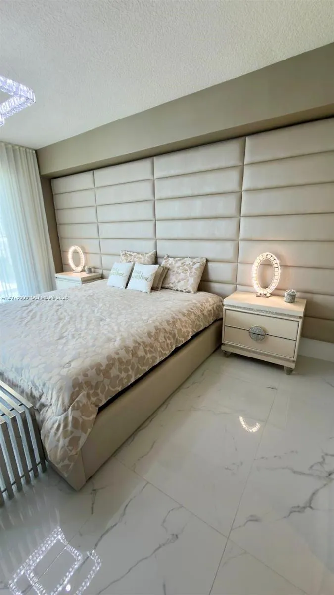 330 Sunny Isles Blvd #1001 Sunny Isles Beach, FL 33160