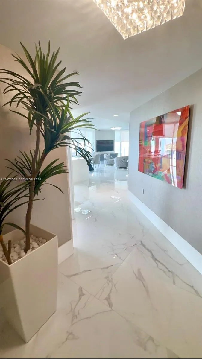 330 Sunny Isles Blvd #1001 Sunny Isles Beach, FL 33160